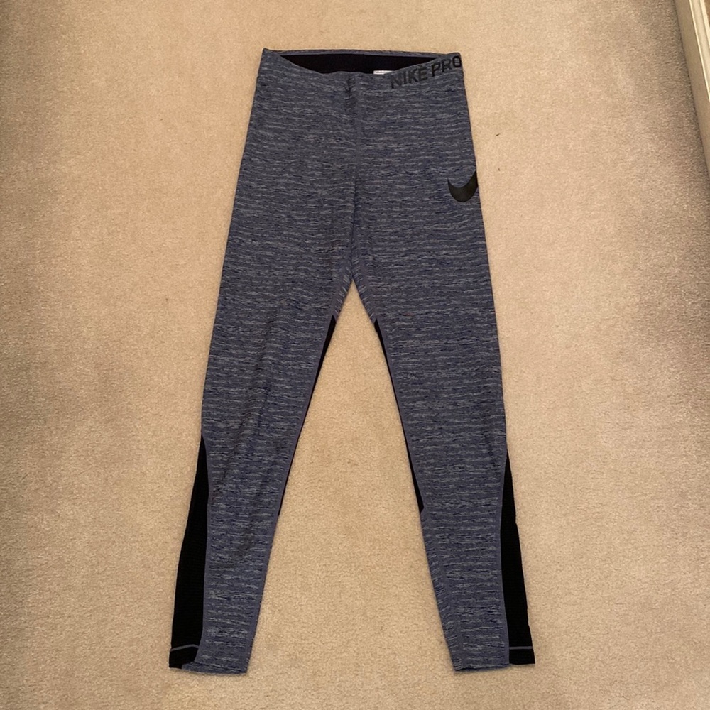 Nike pro leggings. Size medium.